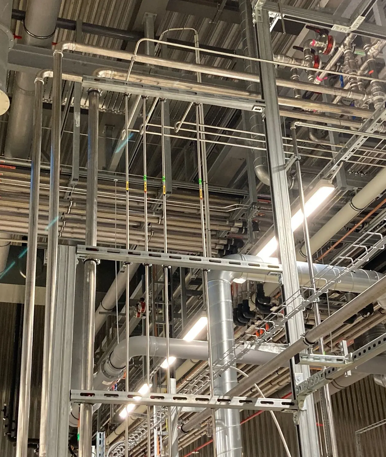 SJI GmbH - High Purity Gas-/Medienversorgung